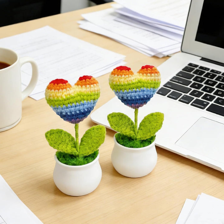 2PCS Pride Crochet Heart Rainbow Decor Gifts LGBTQ Love Accessories Gay Lesbian Home Office Party Ornaments for Women